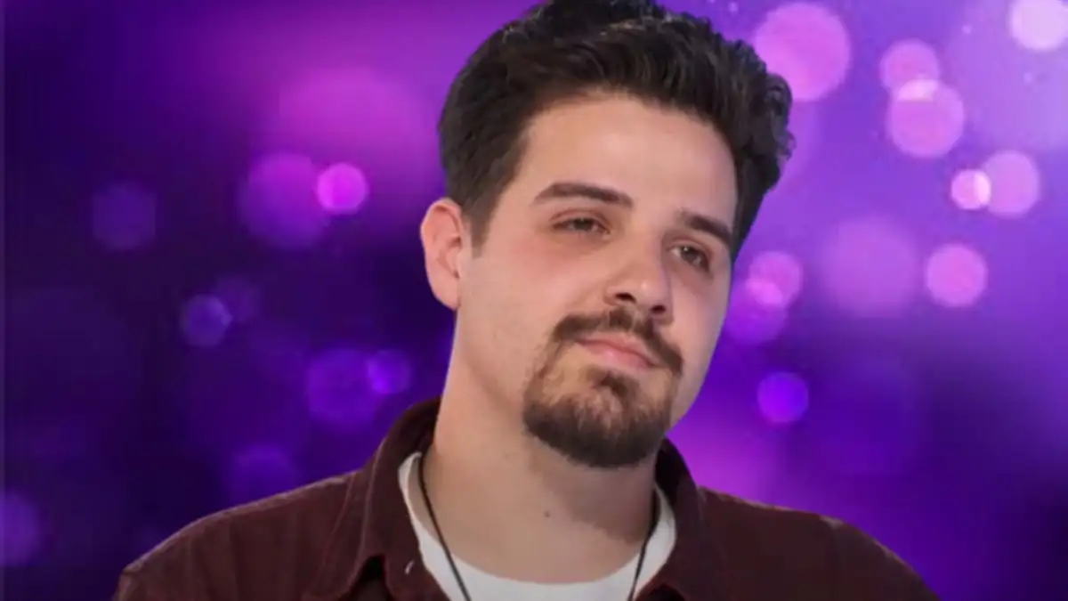 Is the Singing Barber on American Idol Season 22?